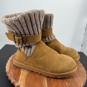 UGG 1003175 Cambridge Boots Size 6 tan sweater‎ knit